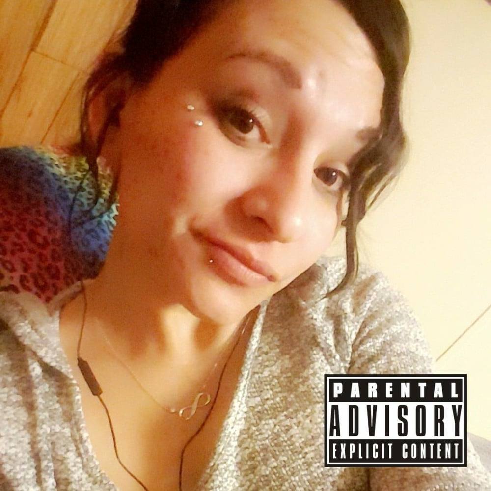 Meet your Posher, Cassandra